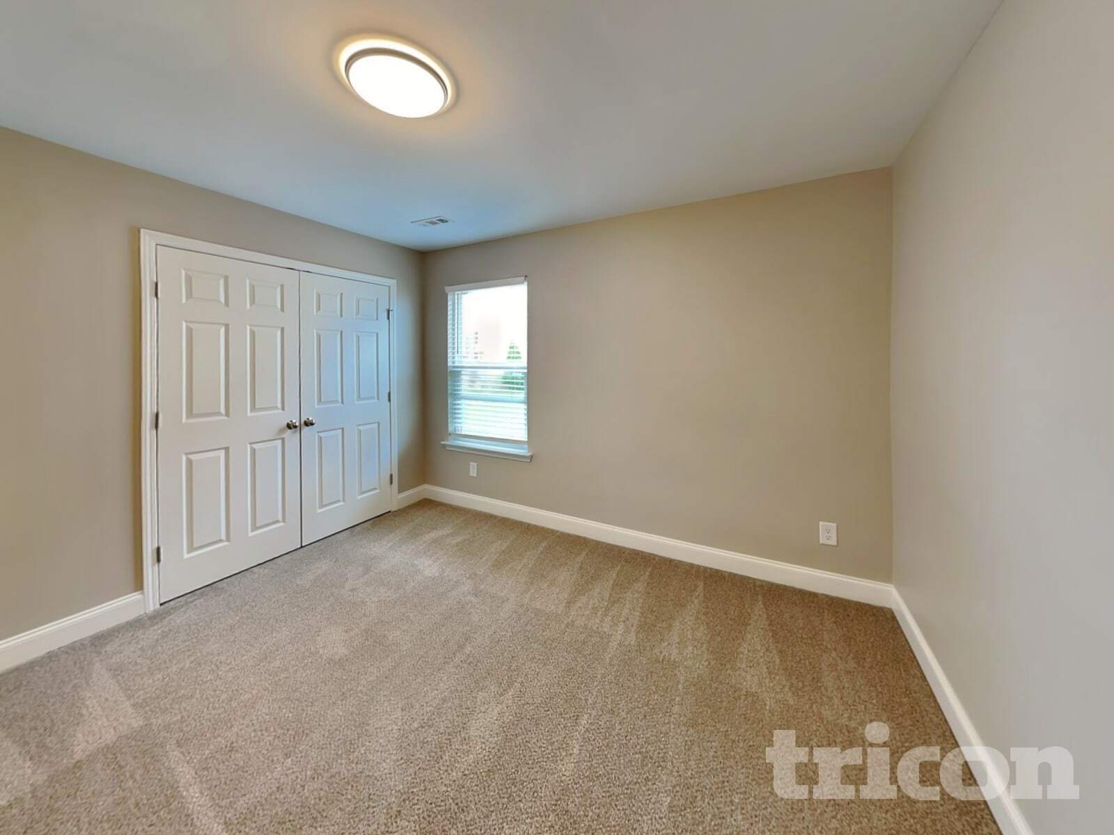 Building Photo - 1021 Laurelwood Dr