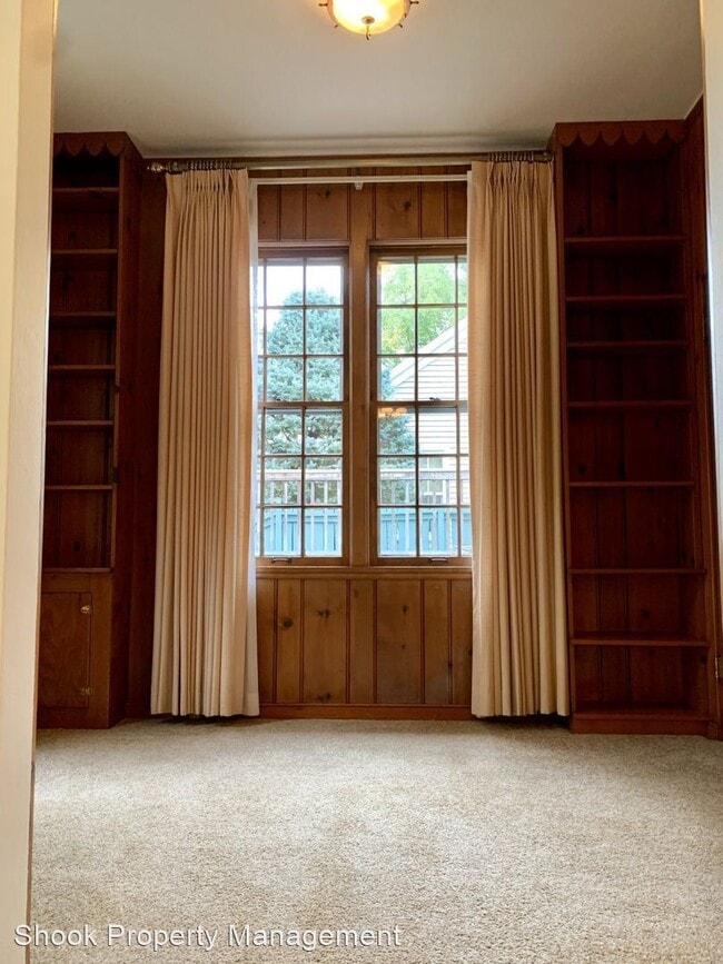 Building Photo - 2 br, 1.5 bath House - 1101 S 9th St