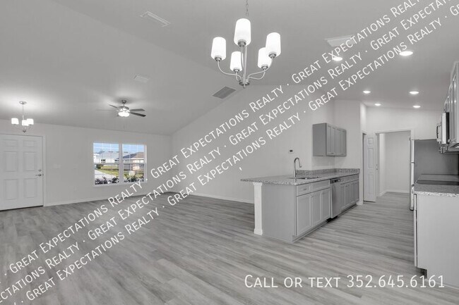 Building Photo - 678 Walkertown Dr