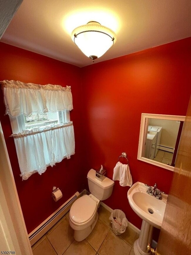 Building Photo - 42 Willow Way