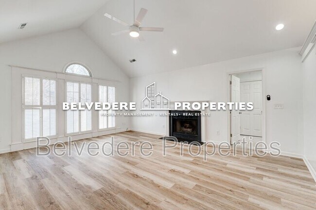 Building Photo - 19-A Park Village Ln