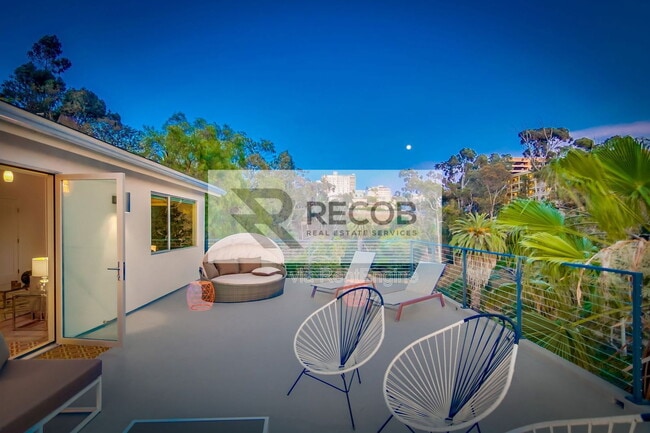 Building Photo - 2641 Curlew St