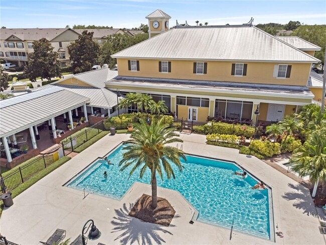 Building Photo - 2532 Grand Central Pkwy