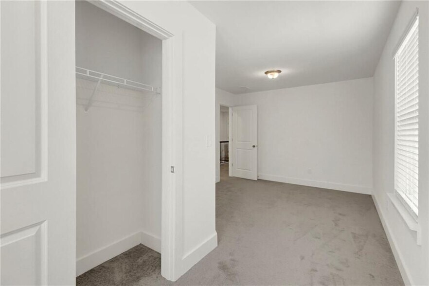 Building Photo - 1903 Plainsboro Dr