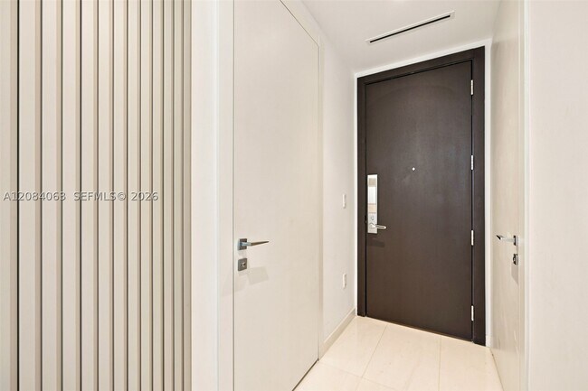 Building Photo - 300 Biscayne Blvd