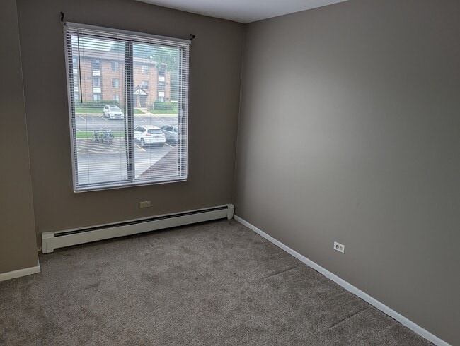 Building Photo - 1003 Centurion Ln