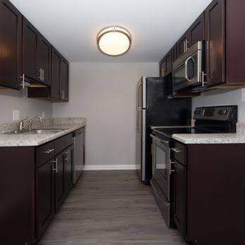 Building Photo - Single Room for Rent
