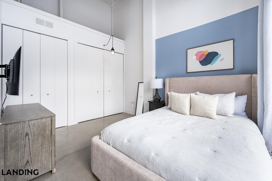 Building Photo - 1210 Morse Ave