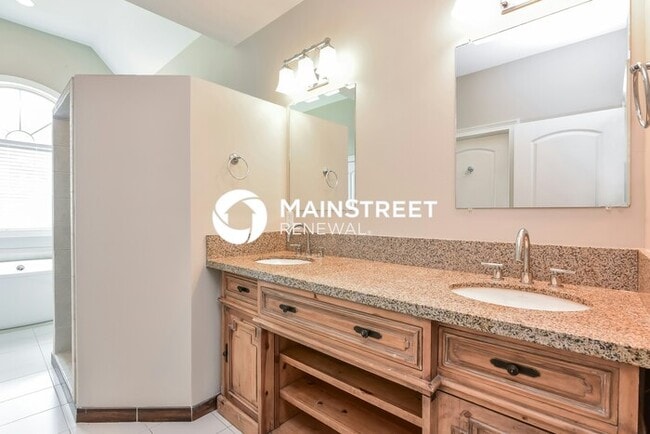 Building Photo - 5 Bedroom Pet-Friendly Home in McDonough, GA with Main Street Renewal