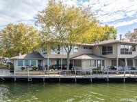 Building Photo - 100 Bayou Point