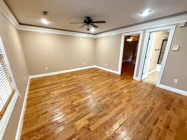 Building Photo - 51 Lee's Ford Dock Rd