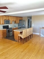 Building Photo - 497 Winnacunnet Rd