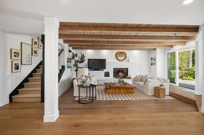 Building Photo - Luxury Ocean View Home in Sea Pointe Estates San Clemente