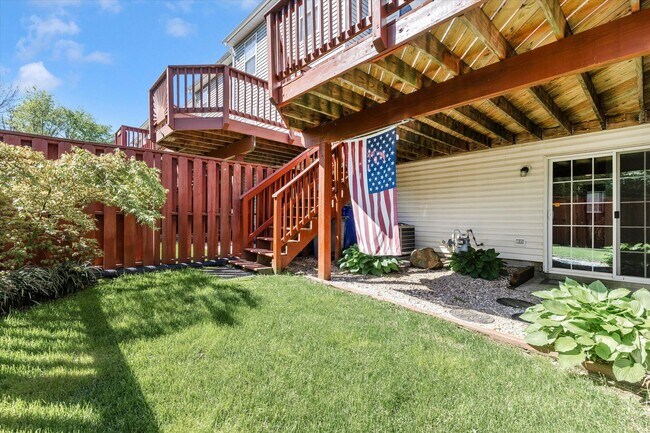 Building Photo - New Market West Rental