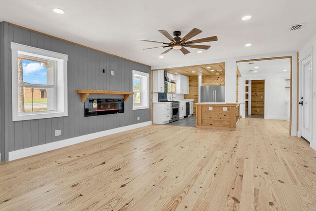 Building Photo - 498 Alabama St