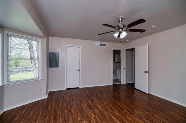 Building Photo - 1604 Weiler Blvd