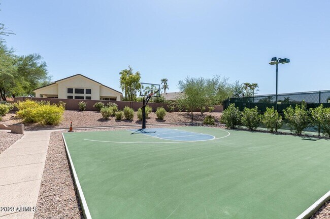 Building Photo - 12063 E Bella Vista Cir
