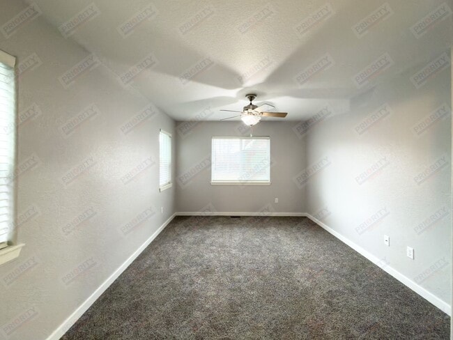 Building Photo - Your New Home!