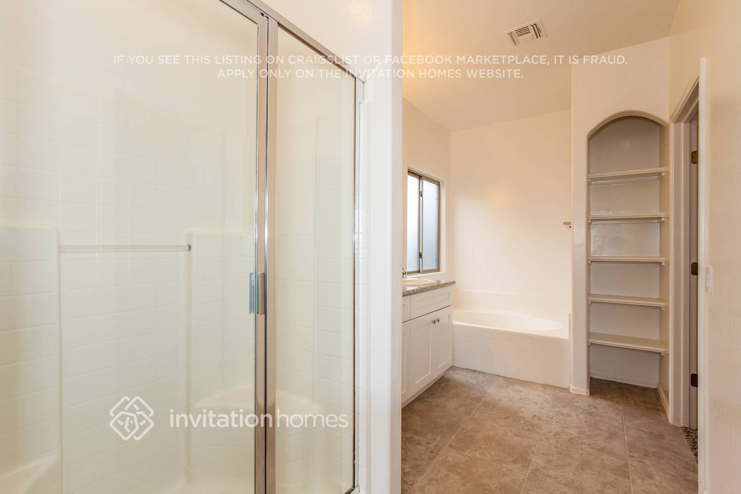 Building Photo - 1608 S 79th Ln