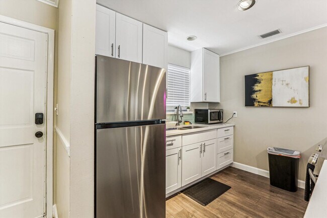 Building Photo - 405 Flagler Blvd