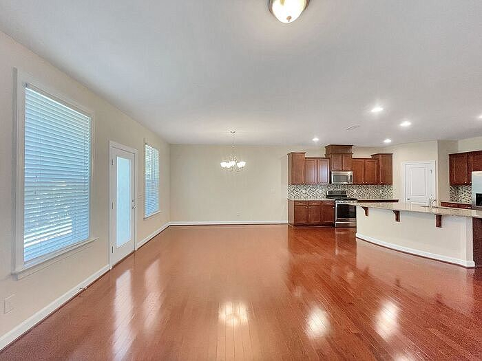 Building Photo - Room in Townhome on Pecan Ridge Way