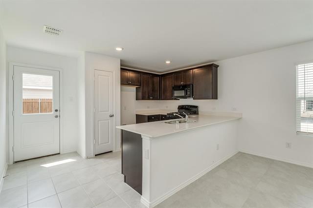 Building Photo - 7625 Bluebell Ln