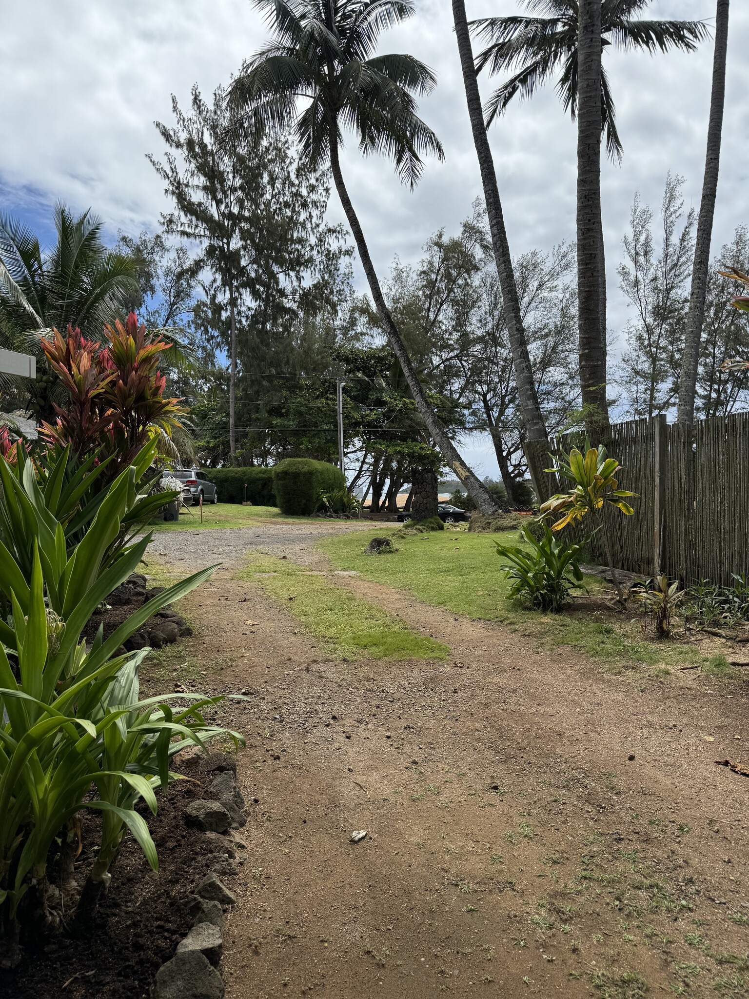 Building Photo - 4695 Aliomanu Rd