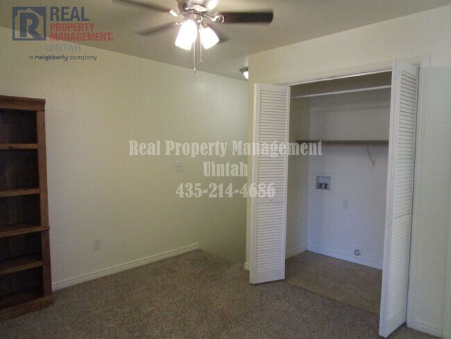 Building Photo - 393 E 600 S