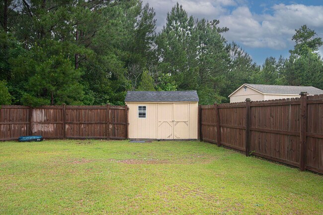 Building Photo - 186 Peytons Ridge Dr