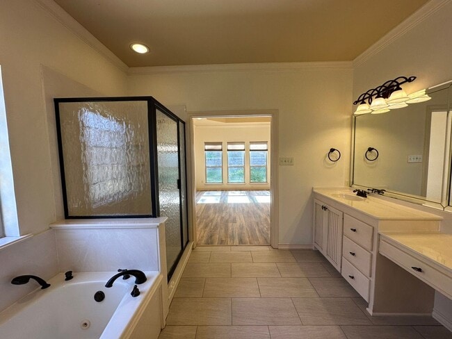 Building Photo - Coming Soon! Updated 5 Bedroom 3 Bath Home in South Tyler!