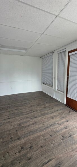 Building Photo - 105 N Fulton St