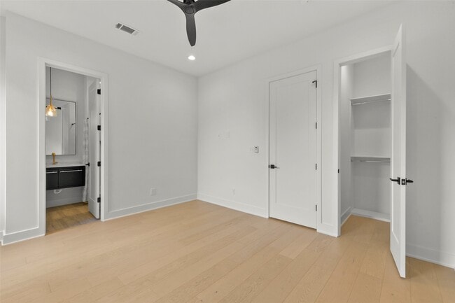 Building Photo - 1247 Peden St