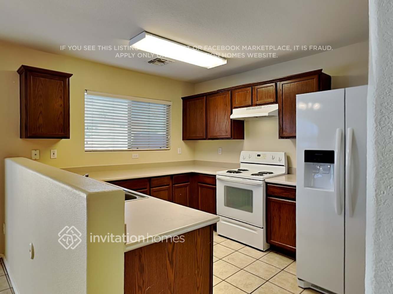 Building Photo - 17049 W Marshall Ln