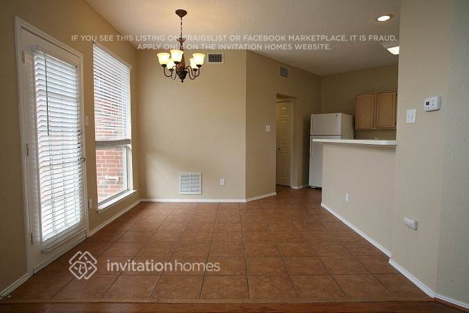 Building Photo - 2829 Clearwater Dr