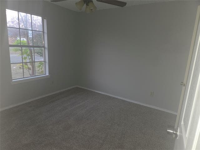 Building Photo - 6000 Maple Springs Dr