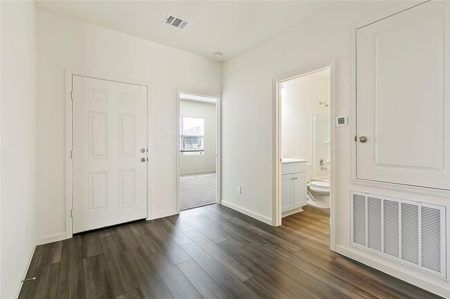 Building Photo - 1021 Lacebark Pne Ln