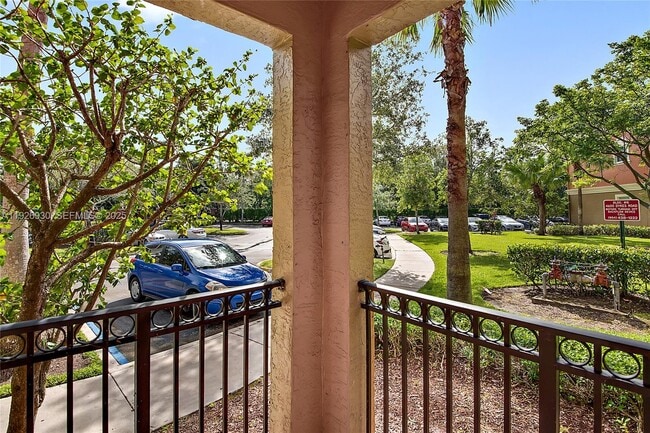 Building Photo - 4600 SW 160th Ave