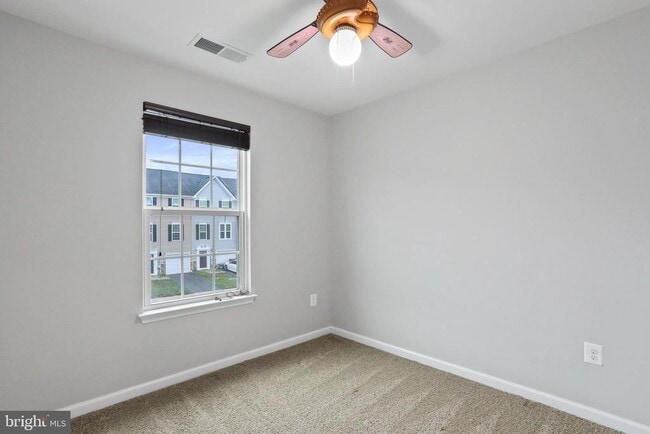 Building Photo - 85 Norwood Dr