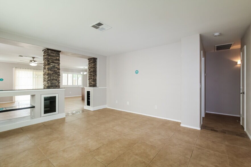 Building Photo - 17411 N 28th Ave