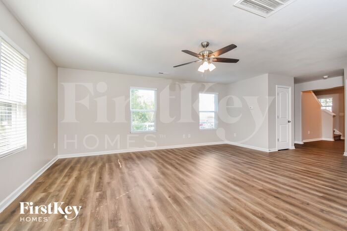Building Photo - 138 Arrowhead Dr