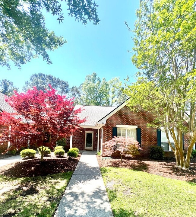 Building Photo - 1600 Sturdivant Dr