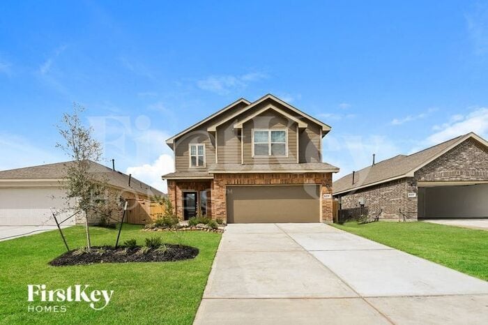 Primary Photo - 6221 Arcadia Sound Ln