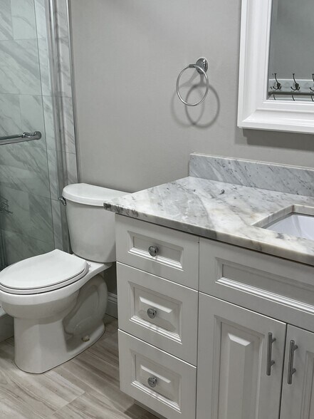 Building Photo - 9619 Midiron Ct