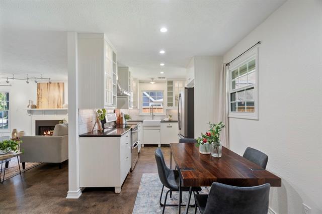 Building Photo - 5833 Victor St