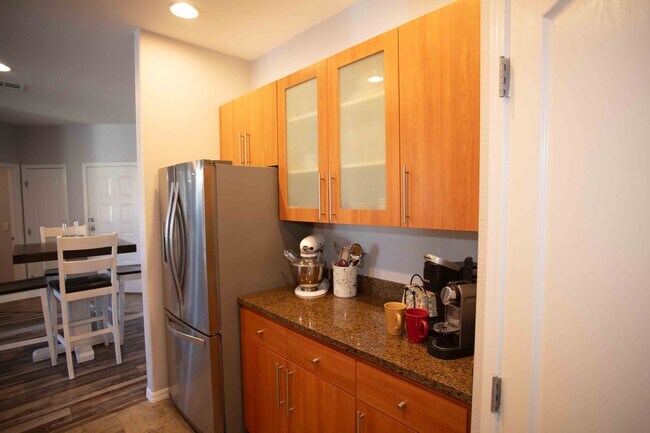 Building Photo - 6900 E Princess Dr