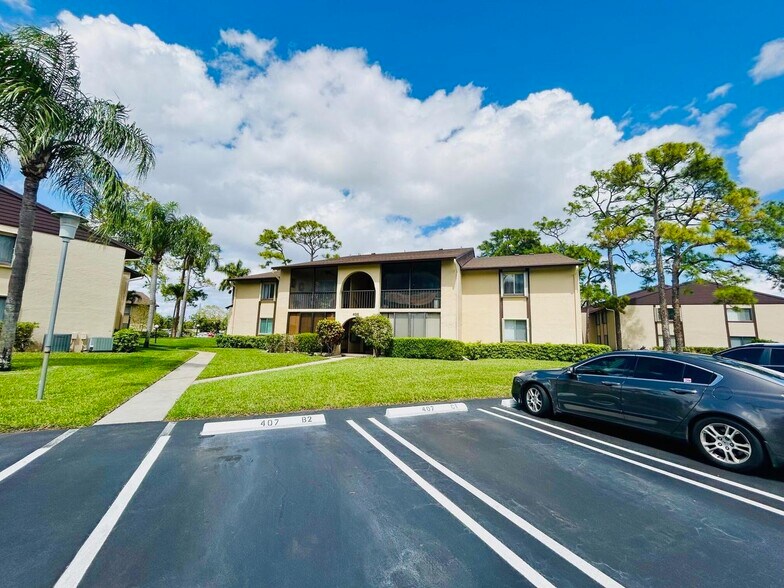 Building Photo - 408 Pine Glen Ln