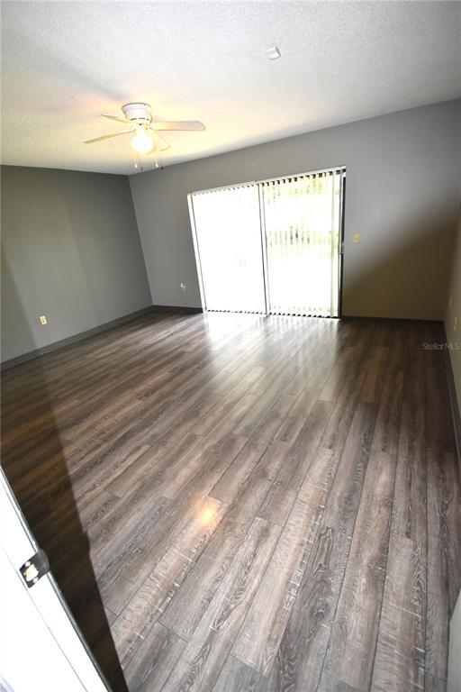 Building Photo - 9109 Queen Elizabeth Ct