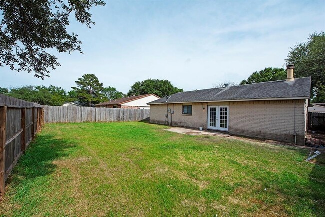 Building Photo - 17306 N Yorkglen Dr