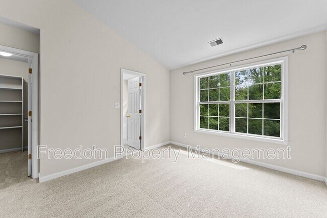 Building Photo - 8644 Sanderling Dr