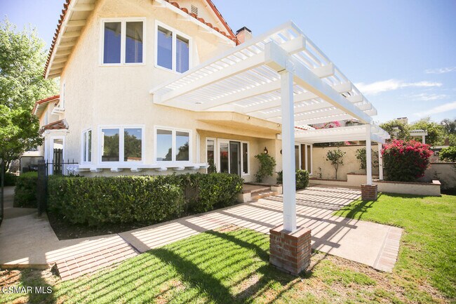 Building Photo - 4554 Rayburn St